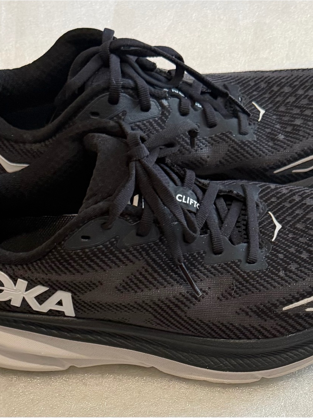 Hoka One One Kids Bottoms Black with Blue Logo size 8B
